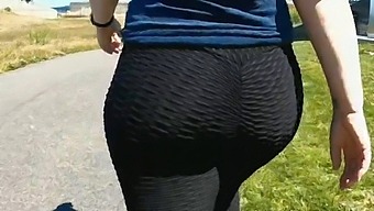 Public Playtime With A Curvy Mom'S Big Booty In Leggings