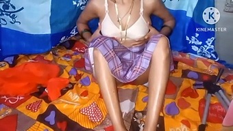 Sexy College Girls From India Engage In Hot Sexual Encounters