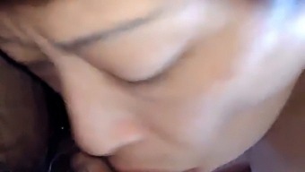 Stunning Older Lady Gives An Incredible Oral Performance